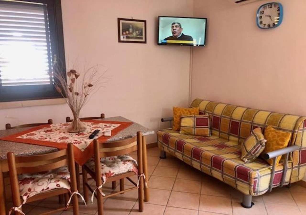 Odegos Appartamento Matilda Roca Exterior photo